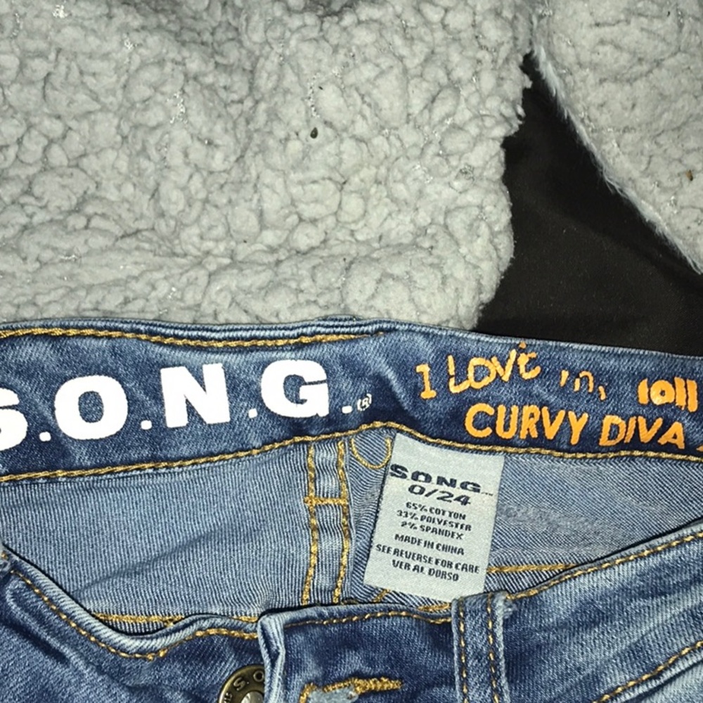 Jeans - Picture 3 of 3